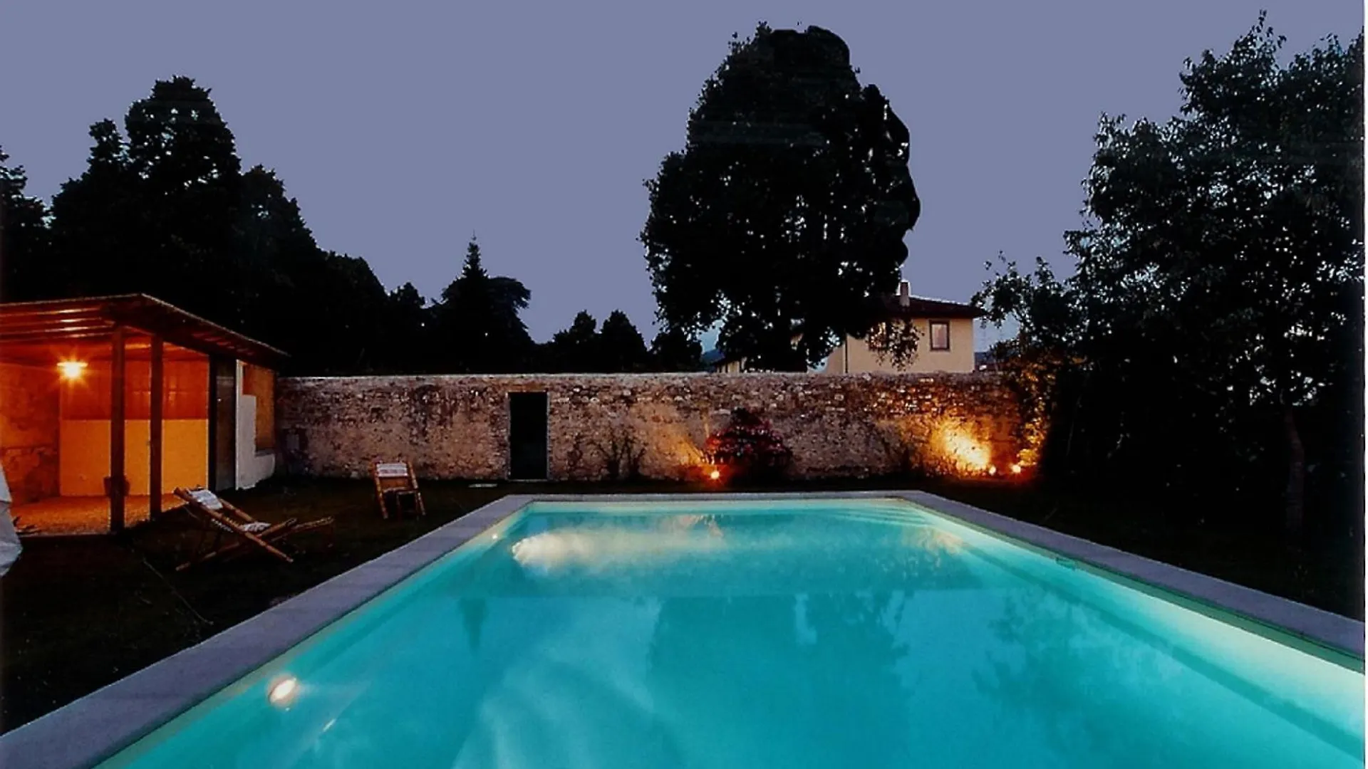 Rovezzano B&B Florence 3*,